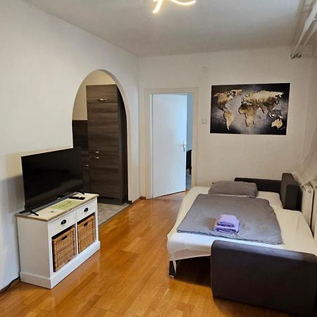 Kb Apartment #2 Zeltweg Zewnętrze zdjęcie
